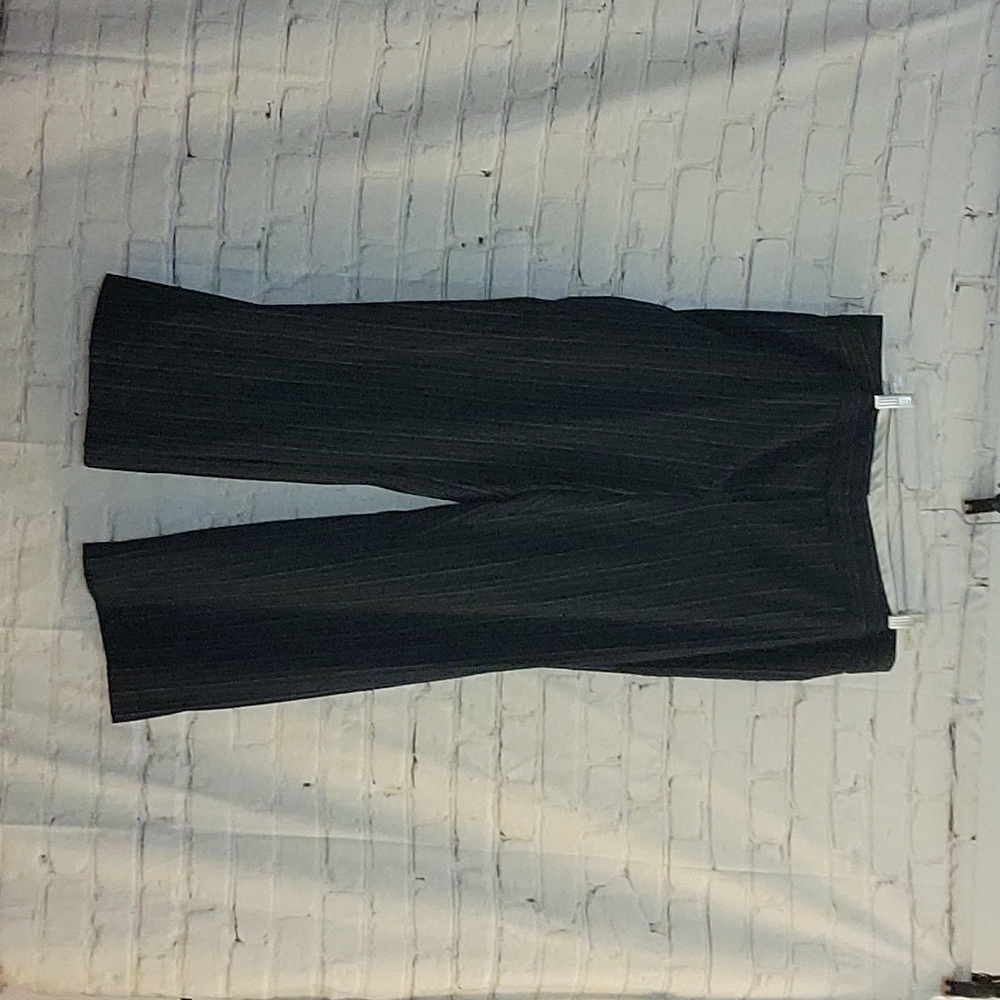 Worthington Stretch Size18 Dark Blue/White Stripe